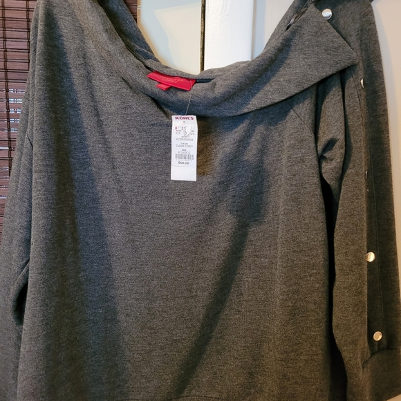 Womens Jennifer Lopez Off Shoulder Shirt-top NWT!! - Picture 6 of 6